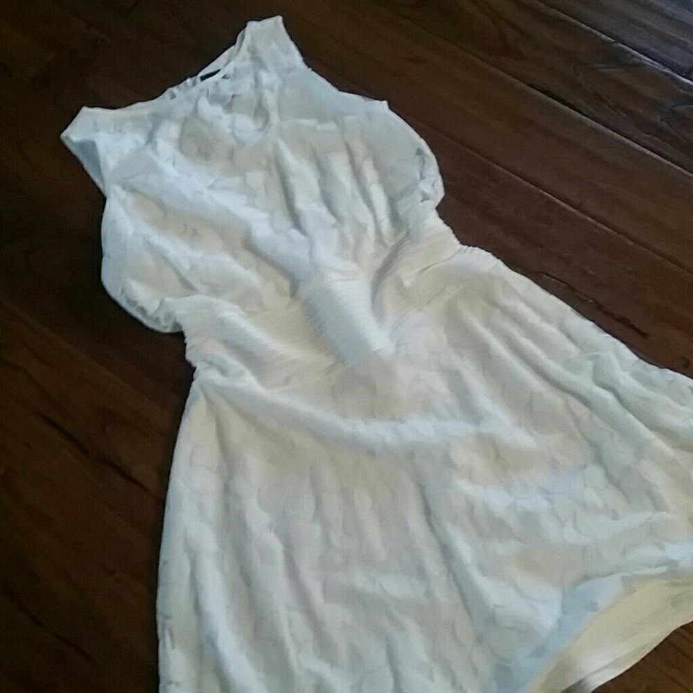White lace dress